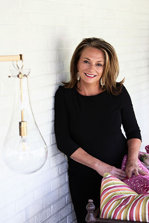 Image of Colleen Jankowsk, Interior Designer and owner of ColleenDesignsIt.